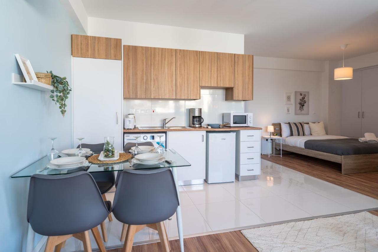Livia Studio Apartment In لارنكا المظهر الخارجي الصورة